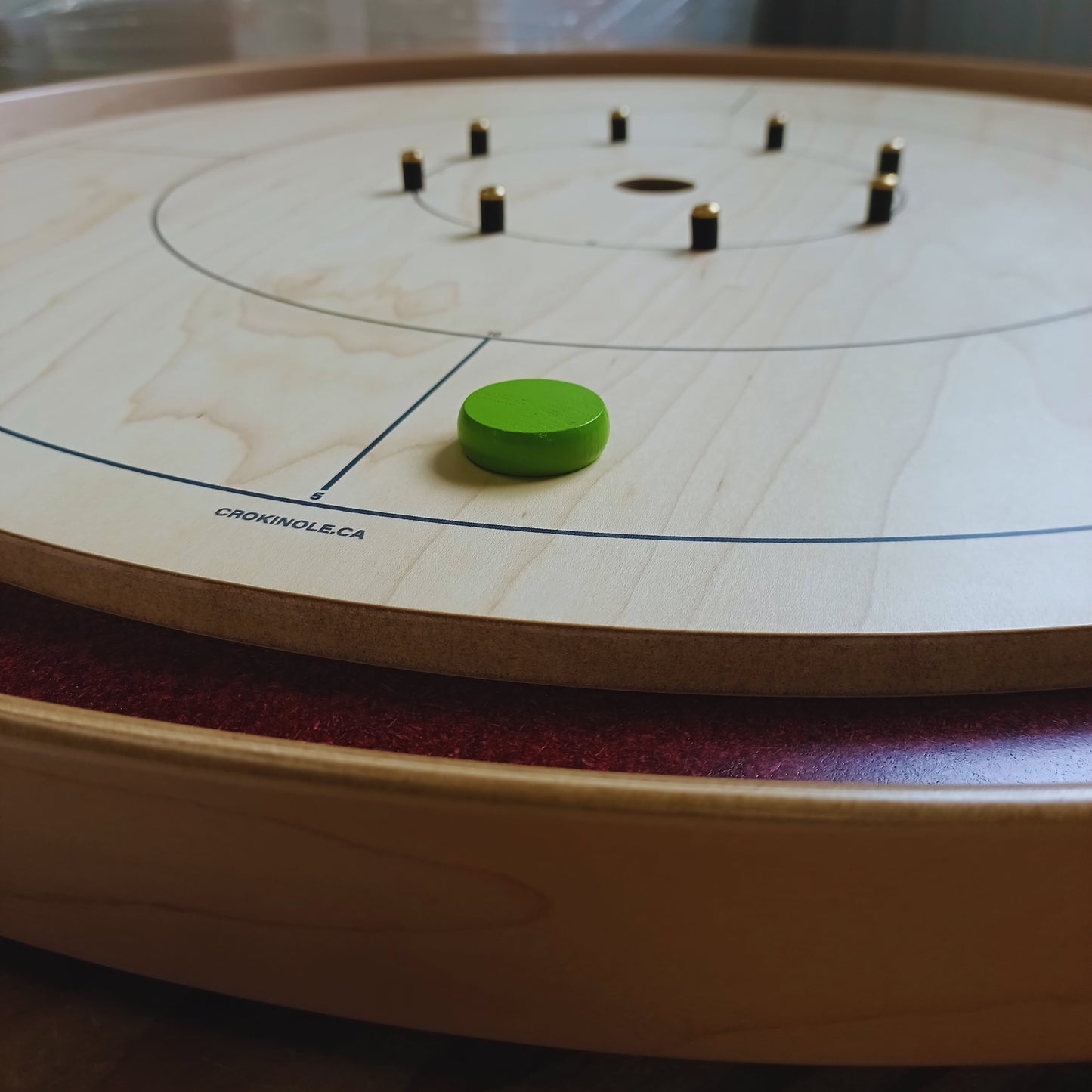 26 disques de crokinole (naturel et vert lime)