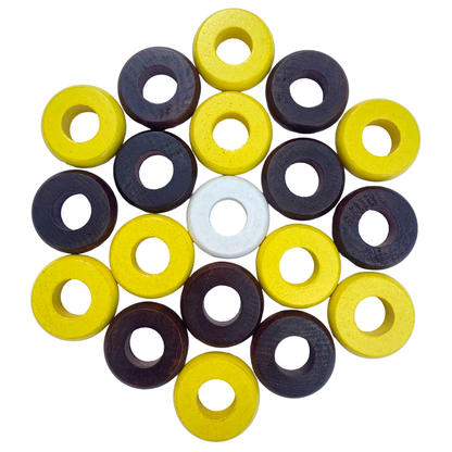 32 Yellow and Walnut Carrom / Pichenotte Rings - (Yellow / Walnut / Natural / Black / White) - Anneaux De Pichenottes - Game Accessories / Accessoires De Jeu