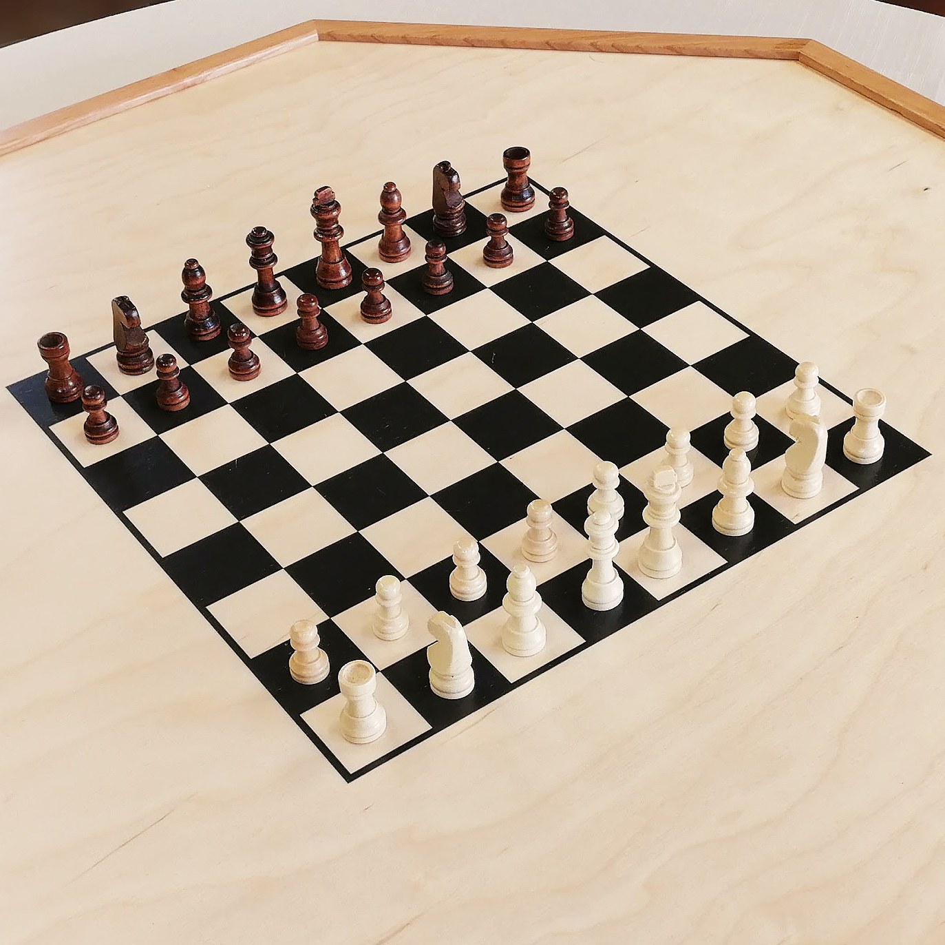 Deluxe Crokinole, Checker & Chess Board - Lee Valley Tools